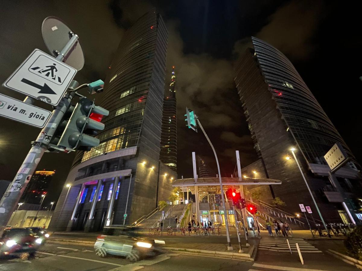 Regina By The Blue Twins Apartments Milano Exterior foto